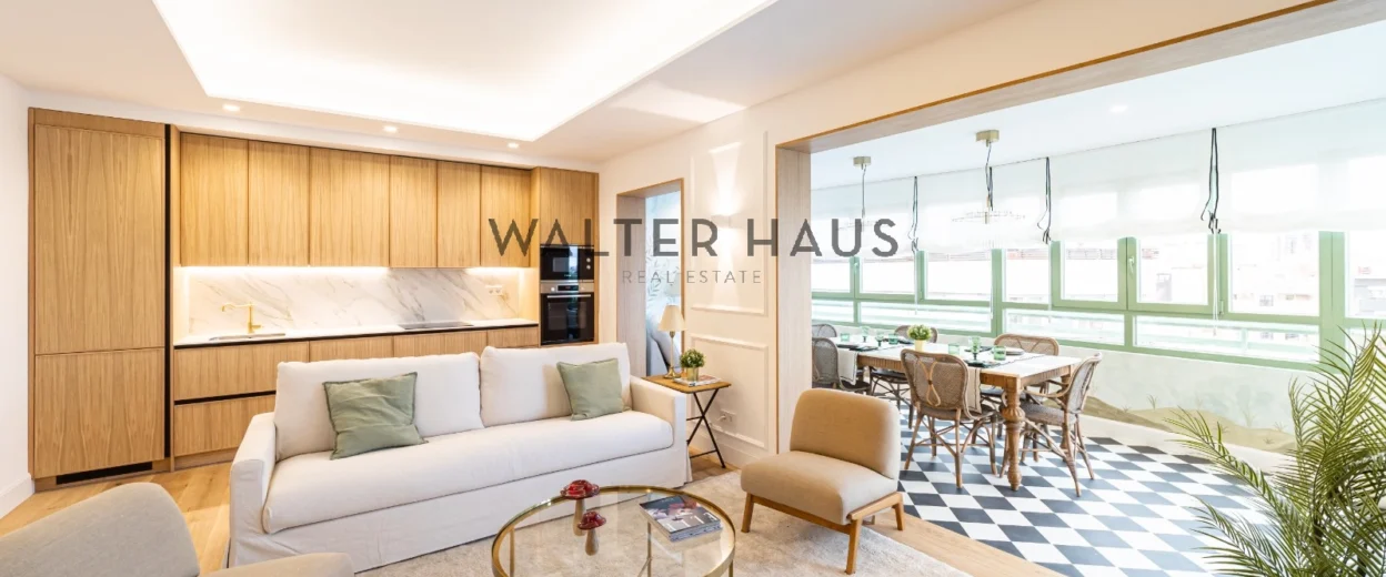 Penthouse rénové à vendre avec terrasse et débarras à Lista, Madrid