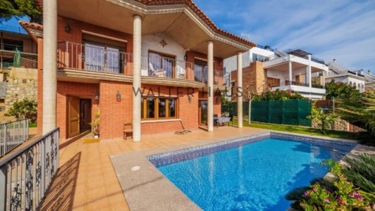 Casa con piscina privada cerca de la playa, Castell-Platja d’Aro, Girona