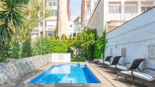 Maison moderniste avec jardin et piscine à Putxet i el Farró – Élégance et confort à Barcelone