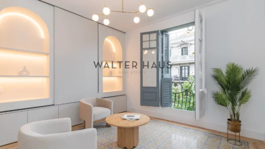 Appartement rénové à vendre dans le quartier de l&rsquo;Eixample, à Barcelone.