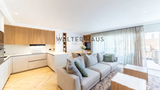 Appartement rénové à vendre à Recoletos, Madrid.