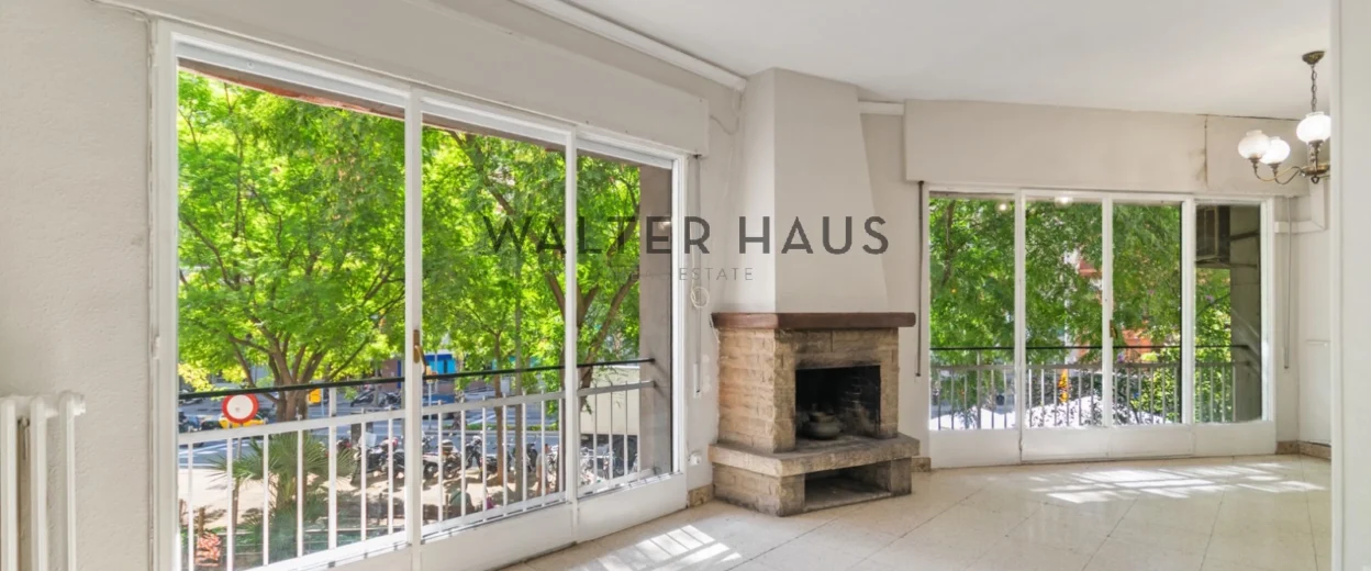 Apartment to renovate in an upscale area of Barcelona