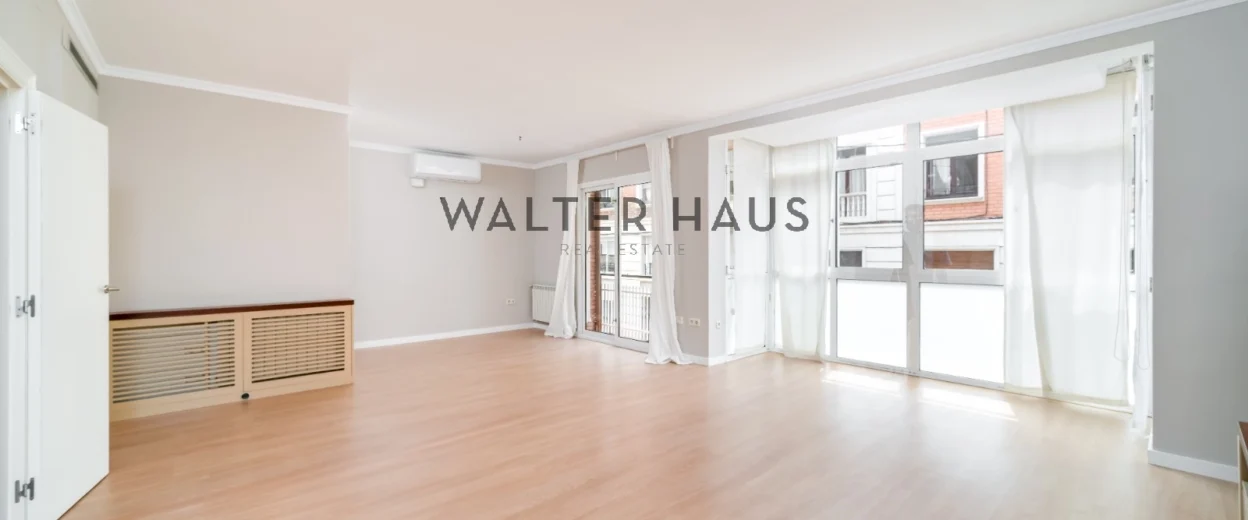 Pis en venda a Tres Torres, Barcelona