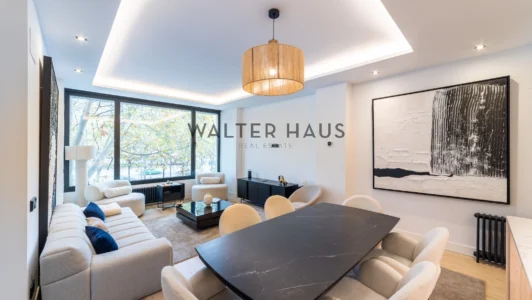 Exclusive renovated home in the heart of Cuatro Caminos, Madrid.