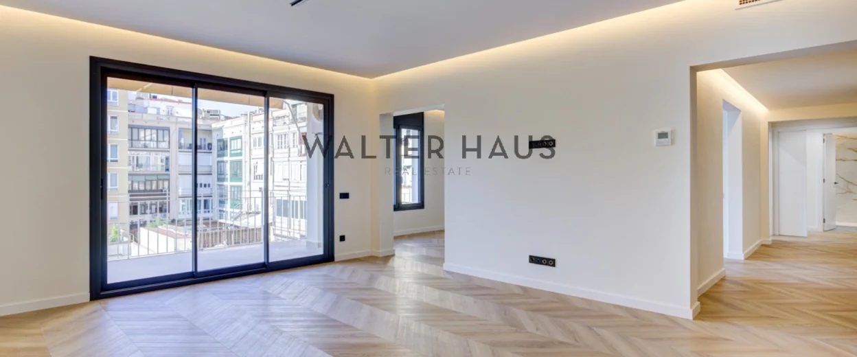 Pis reformat amb terrassa en venda a la Dreta de l’Eixample, Barcelona