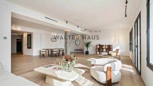 Piso reformado a estrenar en Passeig de Sant Joan, Barcelona