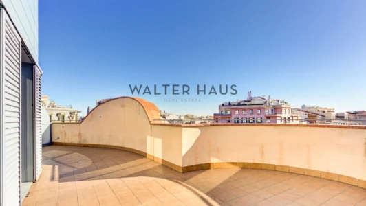 Penthouse avec terrasse privée à Dreta de l&rsquo;Eixample, Barcelone