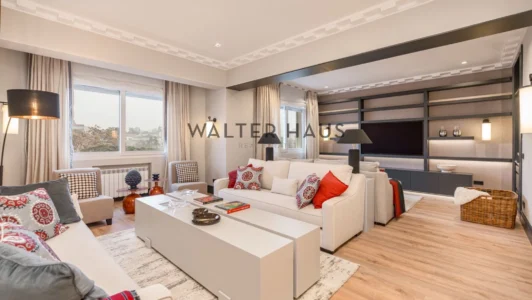 Piso reformado en venta en Castellana, Madrid.