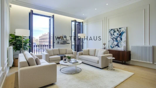 Piso de lujo reformado en El Born, Barcelona