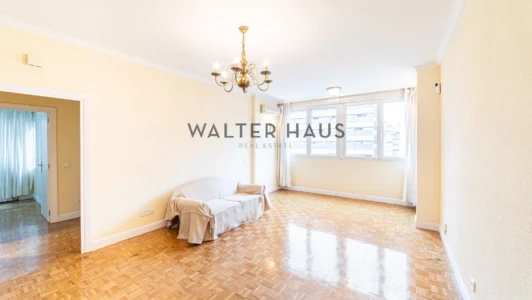 Appartement à vendre à Nueva España, Madrid.