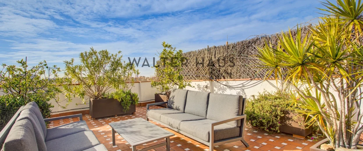 Àtic reformat amb terrasses privades a Ciutat Vella, Barcelona