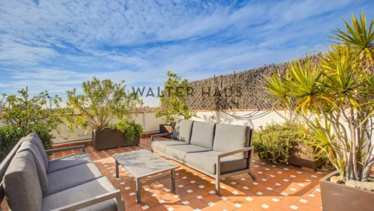 Àtic reformat amb terrasses privades a Ciutat Vella, Barcelona