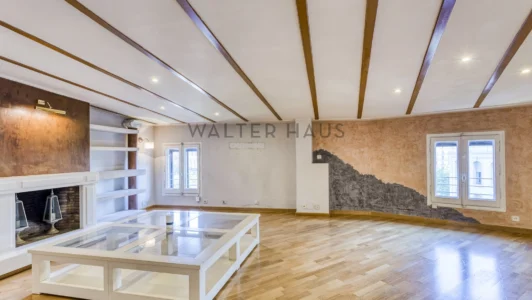 Penthouse à vendre à Eixample Dreta, Barcelone