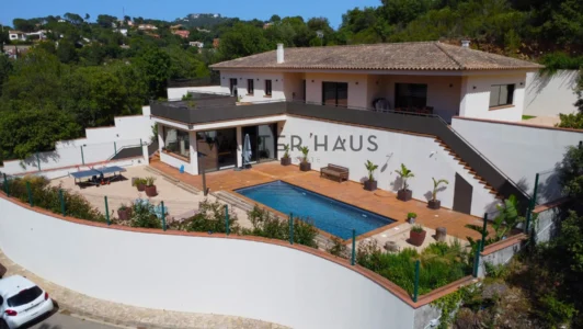 Casa con licencia turística, Begur