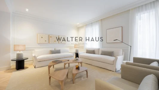 Appartement rénové à vendre à Trafalgar, Madrid