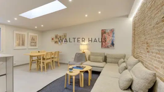 Penthouse rénové à vendre à Ciutat Vella, Barcelone