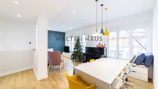 Apartment for sale, fully renovated in Arguelles, Madrid.