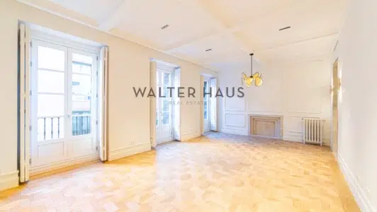 Pis exterior en venda a Justicia, Madrid