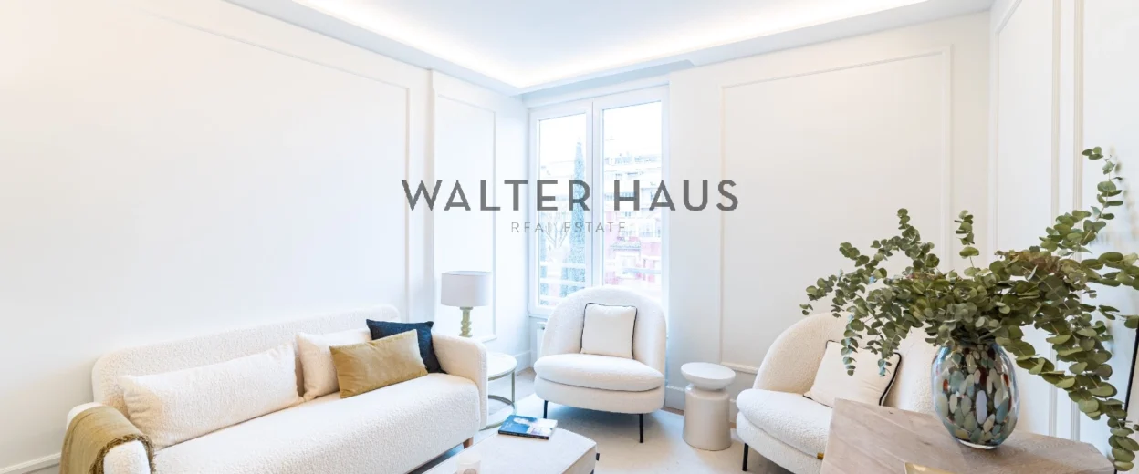 Appartement extérieur rénové à vendre à Almagro, Madrid