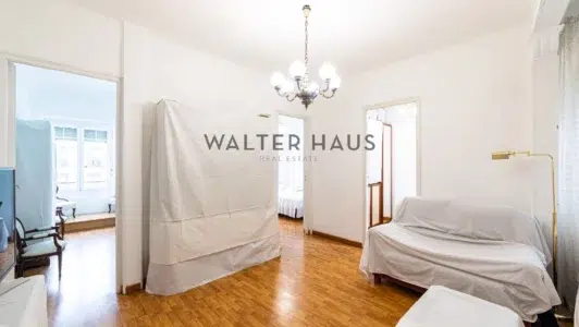 Piso en venta a reformar en Goya, Madrid.